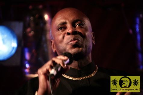 The Pioneers (Jam) with The Moon Invaders (B) This Is Ska Festival - Wasserburg, Rosslau - 27. Juni 2009 (4).jpg